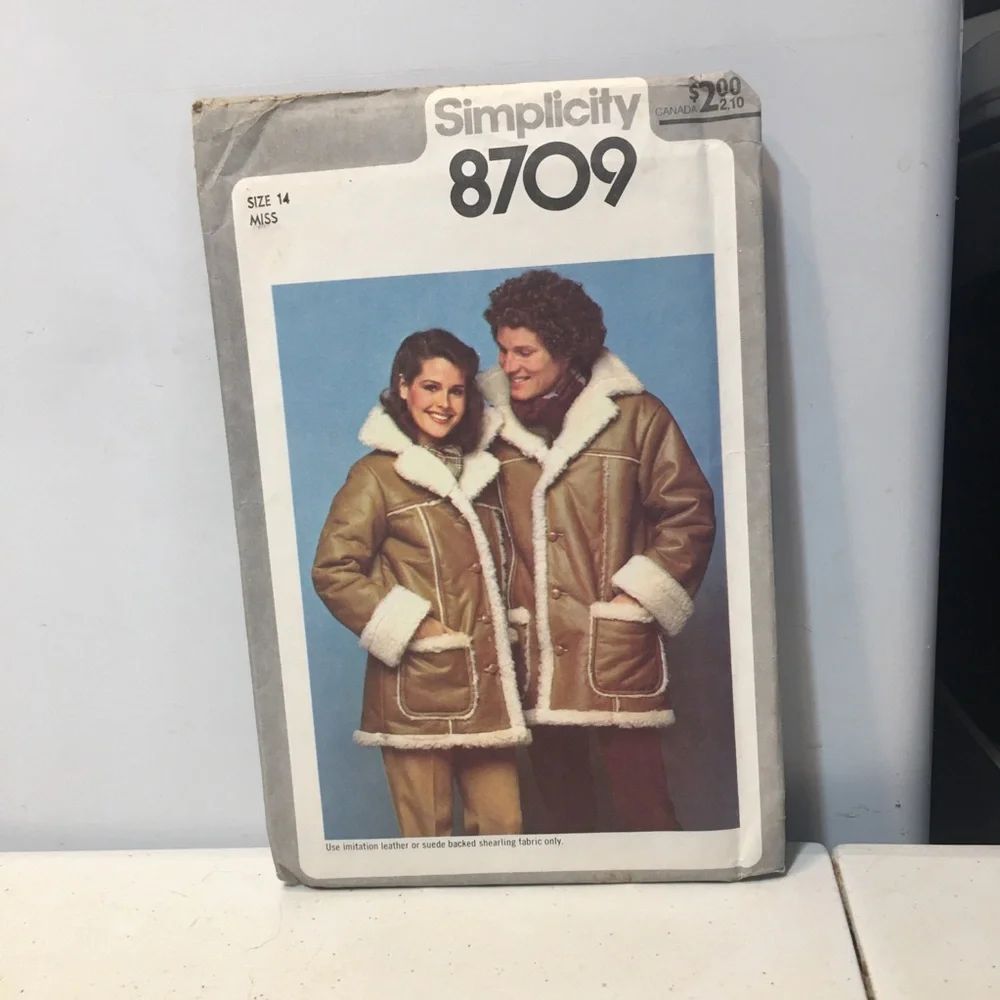 Simplicity 8709 - Picture 3 of 5